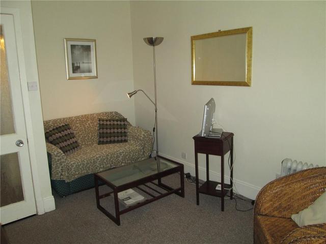  Image of 1 bedroom Flat to rent in Canongate Edinburgh EH8 at Old Town Edinburgh Edinburgh, EH8 8BW