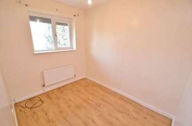  Image of 3 bedroom Terraced house for sale in Canterbury Gardens Salford M5 at Canterbury Gardens  Salford, M5 5AT