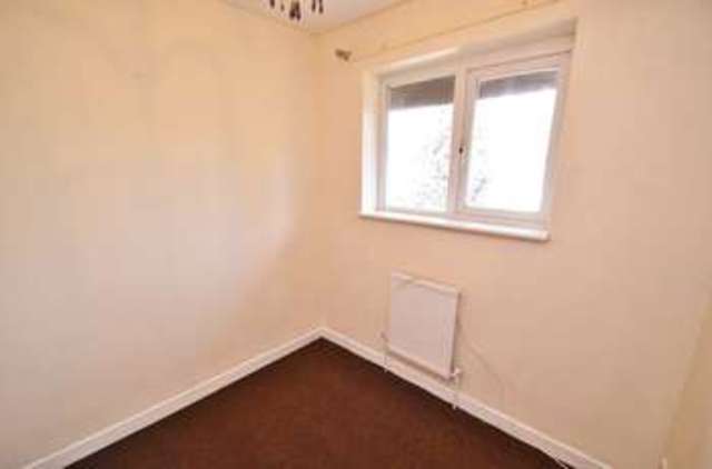  Image of 3 bedroom Terraced house for sale in Canterbury Gardens Salford M5 at Canterbury Gardens  Salford, M5 5AT