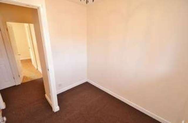  Image of 3 bedroom Terraced house for sale in Canterbury Gardens Salford M5 at Canterbury Gardens  Salford, M5 5AT