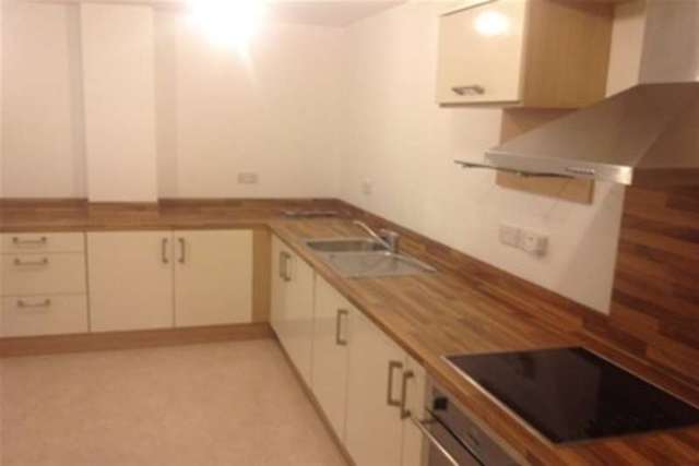  Image of 2 bedroom Flat to rent in Canute Road Southampton SO14 at Southampton, SO14 3FT