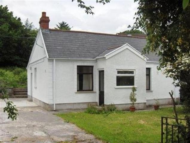  Image of 2 bedroom Bungalow to rent in Heol Mansant Pontyates Llanelli SA15 at Heol Mansant  Llanelli, SA15 5SB