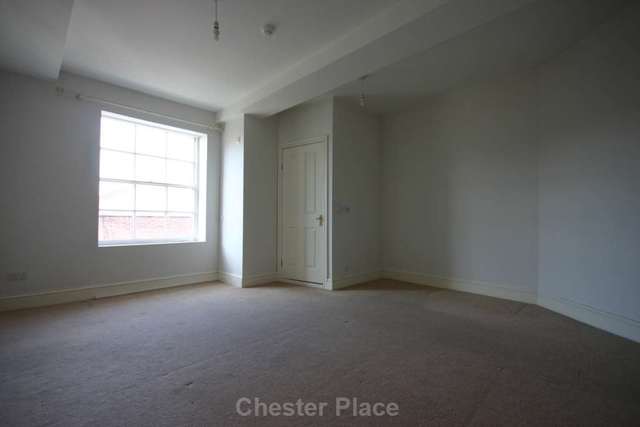  Image of 1 bedroom Flat to rent in Castle Street Chester CH1 at Castle Street  Chester, CH1 2DS