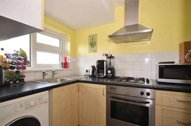  Image of 1 bedroom Apartment for sale in Cavendish Road Sutton SM2 at Sutton Surrey Sutton, SM2 5EH