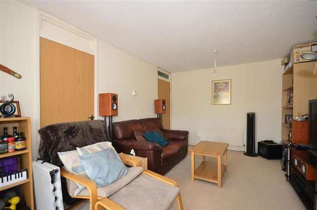  Image of 1 bedroom Apartment for sale in Cavendish Road Sutton SM2 at Sutton Surrey Sutton, SM2 5EH
