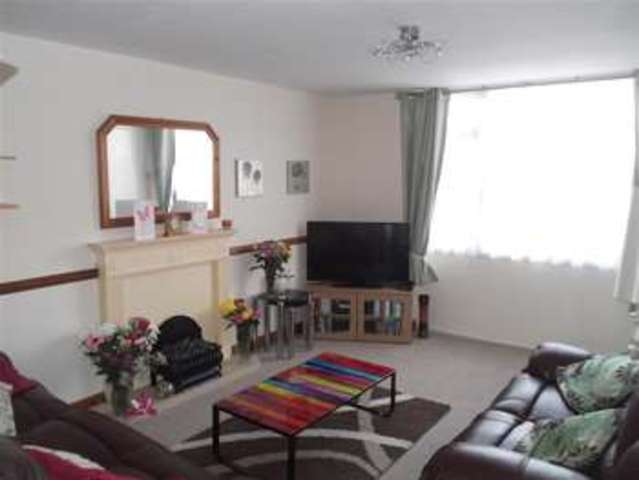  Image of 2 bedroom Terraced house for sale in Cedar Close Margate CT9 at Margate Kent Margate, CT9 2TT