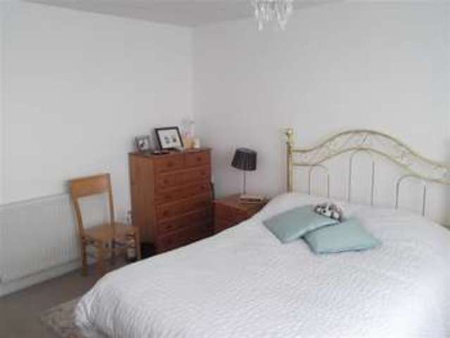  Image of 2 bedroom Terraced house for sale in Cedar Close Margate CT9 at Margate Kent Margate, CT9 2TT