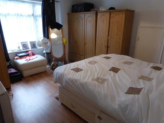  Image of 2 bedroom Detached house for sale in Chapel Close Crayford Dartford DA1 at Chapel Close Crayford Crayford, DA1 4DG
