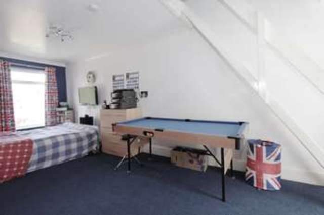  Image of 3 bedroom Terraced house for sale in Chapel Lane Barton-upon-Humber DN18 at Chapel Lane  Barton-Upon-Humber, DN18 5PJ