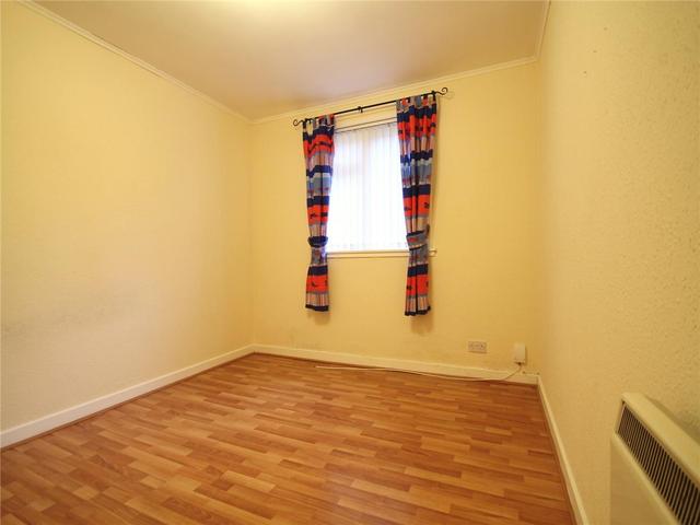  Image of 2 bedroom Flat to rent in Charleston Drive Dundee DD2 at Charleston Dundee Dundee, DD2 4HL