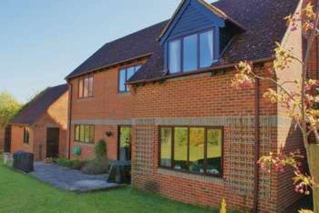  Image of 4 bedroom Detached house for sale in The Hawthorns Charvil Reading RG10 at The Hawthorns Charvil Reading, RG10 9TS