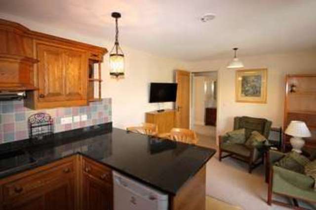  Image of 1 bedroom Flat to rent in Chequer Hill Flamstead St. Albans AL3 at Chequer Hill Flamstead ST ALBANS, AL3 8ET