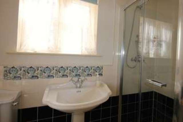  Image of 1 bedroom Flat to rent in Chequer Hill Flamstead St. Albans AL3 at Chequer Hill Flamstead ST ALBANS, AL3 8ET
