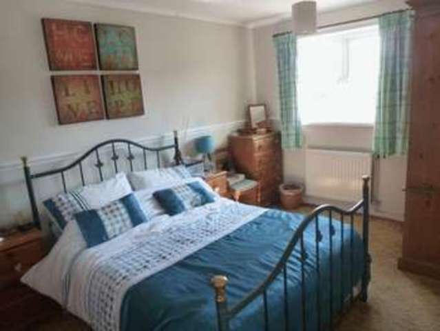  Image of 4 bedroom Semi-Detached house for sale in Palace Meadow Chudleigh Newton Abbot TQ13 at Palace Meadow  Chudleigh, TQ13 0PJ