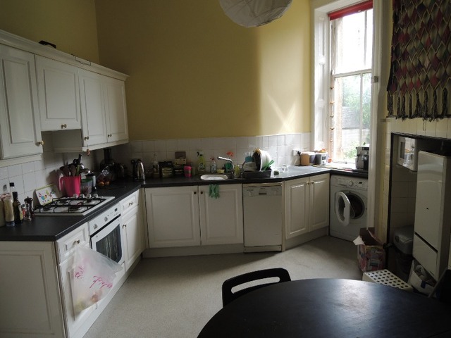  Image of 3 bedroom Flat to rent in Church Hill Place Edinburgh EH10 at Morningside Edinburgh Edinburgh, EH10 4BD