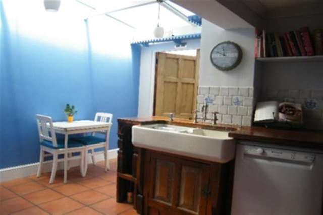  Image of 3 bedroom Terraced house to rent in Church Road Alphington Exeter EX2 at Exeter, EX2 8SJ