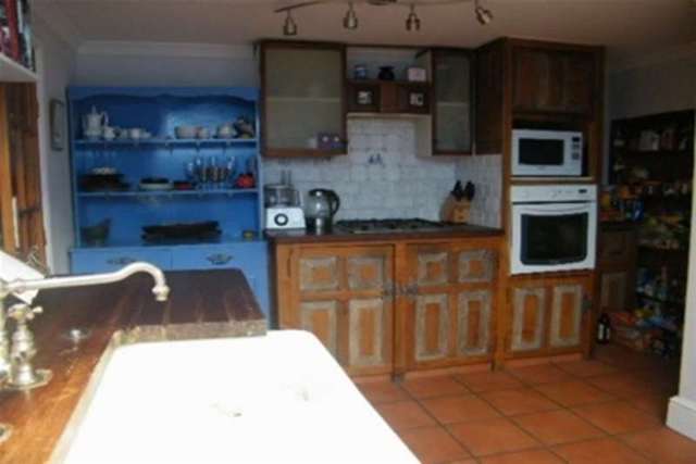  Image of 3 bedroom Terraced house to rent in Church Road Alphington Exeter EX2 at Exeter, EX2 8SJ