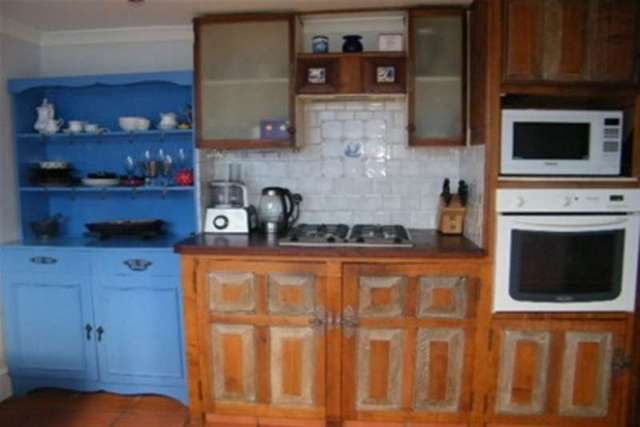  Image of 3 bedroom Terraced house to rent in Church Road Alphington Exeter EX2 at Exeter, EX2 8SJ
