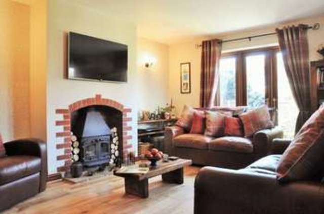  Image of 4 bedroom Detached house for sale in Church Street Offenham Evesham WR11 at Church Street Offenham Evesham, WR11 8RW