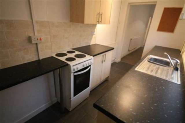  Image of 2 bedroom Terraced house to rent in Clare Street Stoke-on-Trent ST4 at Stoke On Trent, ST4 6EE