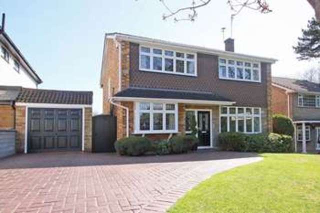  Image of 4 bedroom Detached house for sale in Clays Lane Loughton IG10 at Clays Lane  Loughton, IG10 2RZ