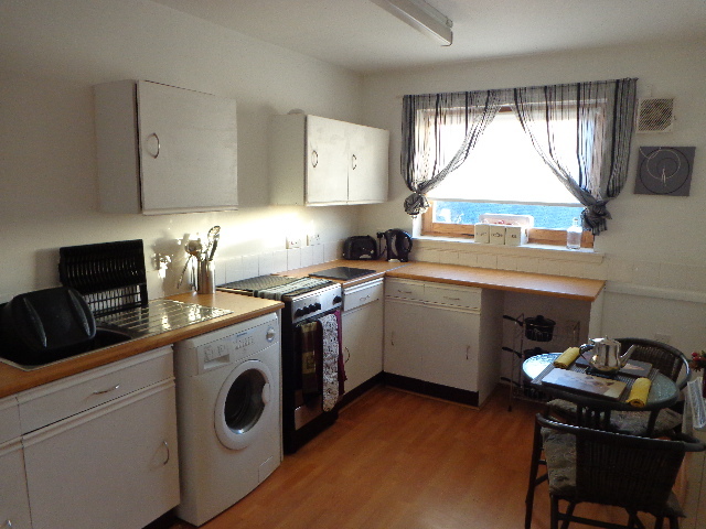  Image of 2 bedroom Flat to rent in Clepington Road Dundee DD3 at Coldside Dundee Dundee, DD3 7SN