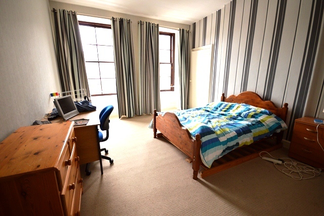  Image of 3 bedroom Flat to rent in Clerk Street Edinburgh EH8 at Newington Edinburgh Edinburgh, EH8 9JQ