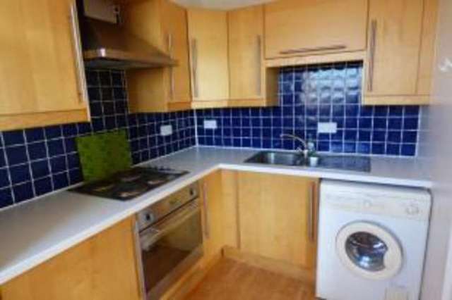  Image of 2 bedroom Flat for sale in Cleveden Drive Kelvinside Glasgow G12 at Kelvinside Glasgow Glasgow, G12 0SD