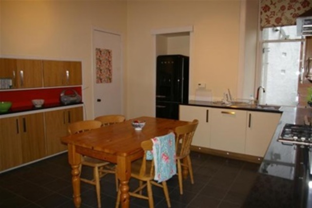  Image of 2 bedroom Flat to rent in Cleveden Drive Kelvinside Glasgow G12 at Kelvinside Glasgow Glasgow, G12 0SB