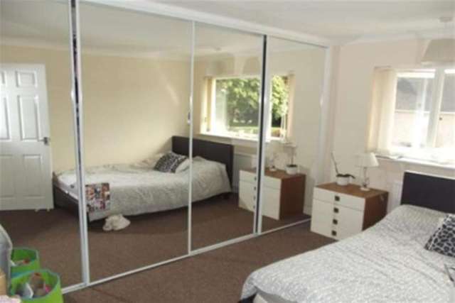 Image of 3 bedroom Terraced house to rent in Cliffmere Walk Clifton Nottingham NG11 at Nottingham, NG11 9HY