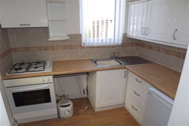  Image of 2 bedroom Detached house to rent in Cloverfield Avenue Newcastle upon Tyne NE3 at Newcastle upon Tyne, NE3 3NJ