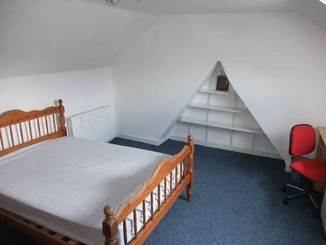  Image of 4 bedroom Terraced house for sale in Codrington Street Exeter EX1 at Newtown  Exeter, EX1 2BU