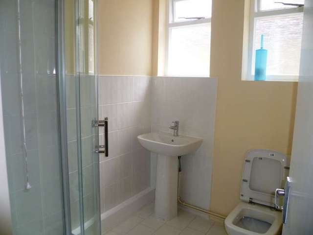  Image of 1 bedroom Flat to rent in College Road Bromley BR1 at Bromley Kent Bromley, BR1 3QG