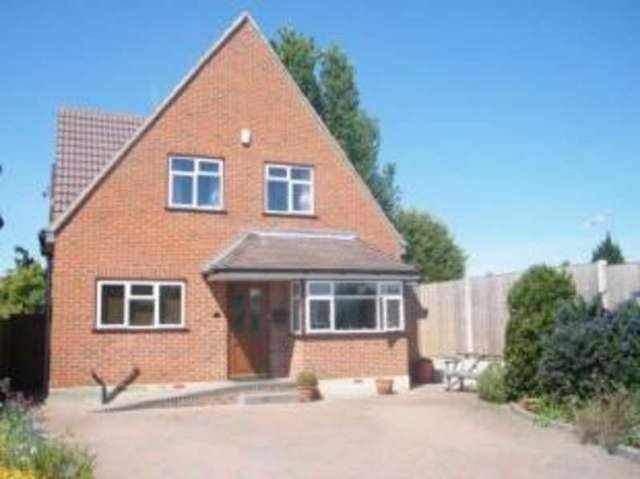  Image of 4 bedroom Detached house for sale in Miller Close Collier Row Romford RM5 at Collier Row Romford Collier Row, RM5 2EN