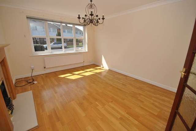 Image of 3 bedroom Detached house to rent in Collyer Road Calverton Nottingham NG14 at Calverton, NG14 6LZ