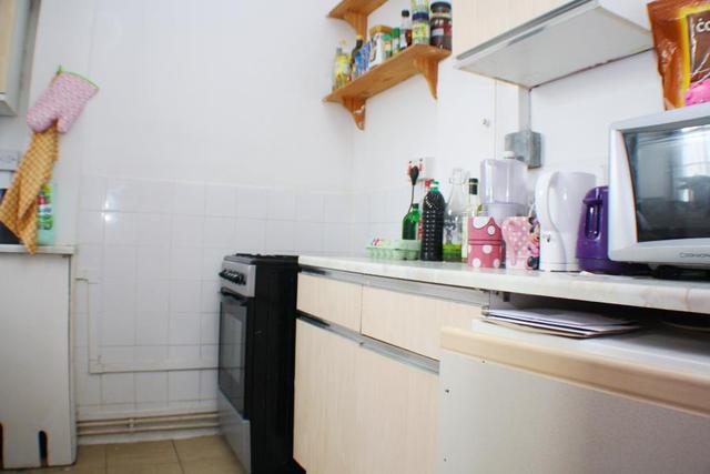  Image of 2 bedroom Apartment for sale in Welland Street London SE10 at London, SE10 9DP