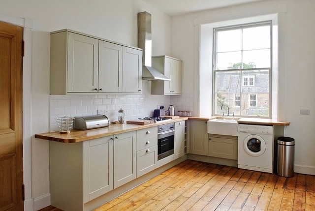  Image of 2 bedroom Flat to rent in Comely Bank Avenue Edinburgh EH4 at Comely Bank Edinburgh Edinburgh, EH4 1HE