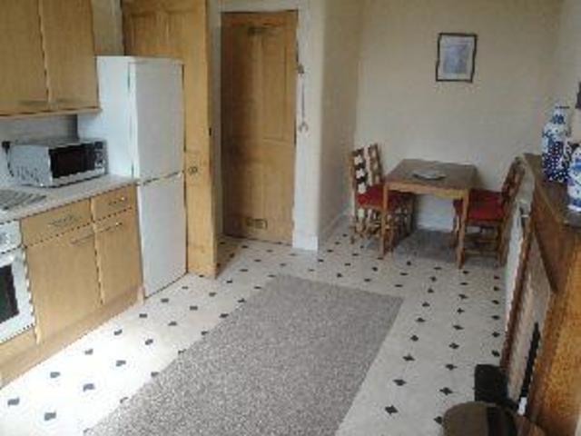  Image of 2 bedroom Flat to rent in Comely Bank Avenue Edinburgh EH4 at Comely Bank Edinburgh Edinburgh, EH4 1HE