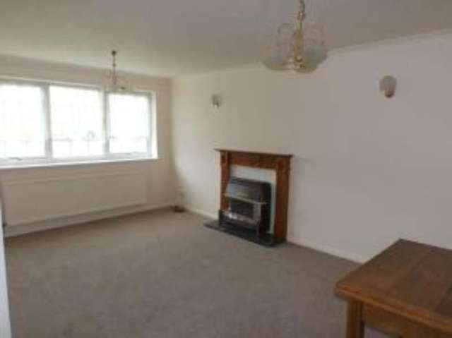  Image of 2 bedroom Bungalow for sale in Common Lane Hucknall Nottingham NG15 at Hucknall Nottingham Hucknall, NG15 6TF