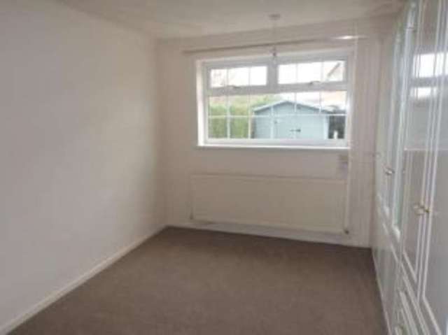  Image of 2 bedroom Bungalow for sale in Common Lane Hucknall Nottingham NG15 at Hucknall Nottingham Hucknall, NG15 6TF