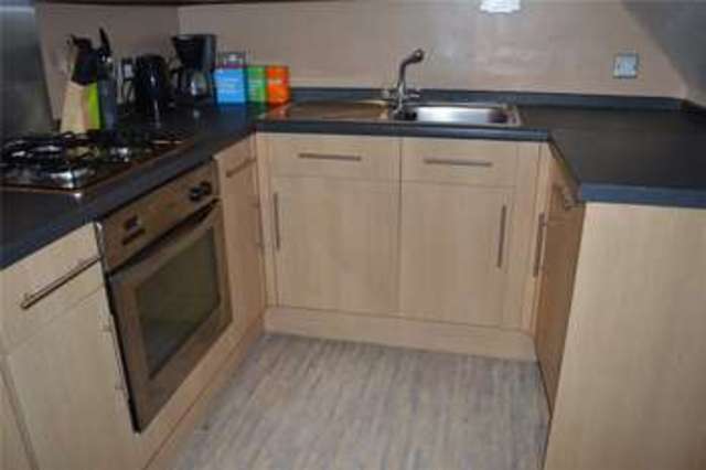  Image of 1 bedroom Apartment for sale in Connaught Road Reading RG30 at Reading Berkshire Reading, RG30 2UF