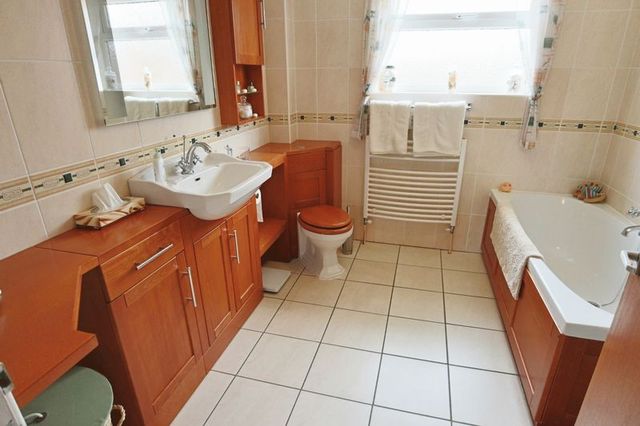  Image of 3 bedroom Bungalow for sale in The Woodlands Corton Lowestoft NR32 at The Woodlands Corton LOWESTOFT, NR32 5EZ