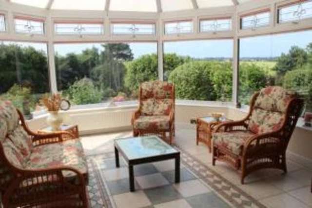  Image of 4 bedroom Bungalow for sale in Coxmoor Road Sutton-in-Ashfield NG17 at Sutton-In-Ashfield Nottinghamshire Sutton in Ashfield, NG17 5LF