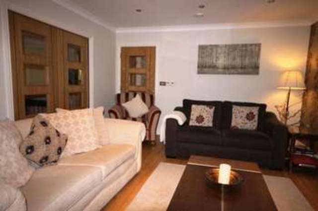 Image of 4 bedroom Detached house to rent in Crabtree Lane Bookham Leatherhead KT23 at Crabtree Lane Bookham LEATHERHEAD, KT23 4PF