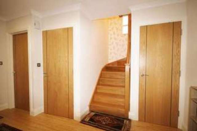  Image of 4 bedroom Detached house to rent in Crabtree Lane Bookham Leatherhead KT23 at Crabtree Lane Bookham LEATHERHEAD, KT23 4PF