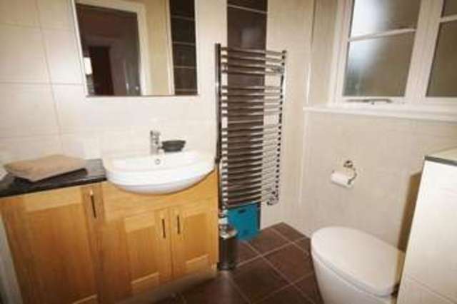  Image of 4 bedroom Detached house to rent in Crabtree Lane Bookham Leatherhead KT23 at Crabtree Lane Bookham LEATHERHEAD, KT23 4PF