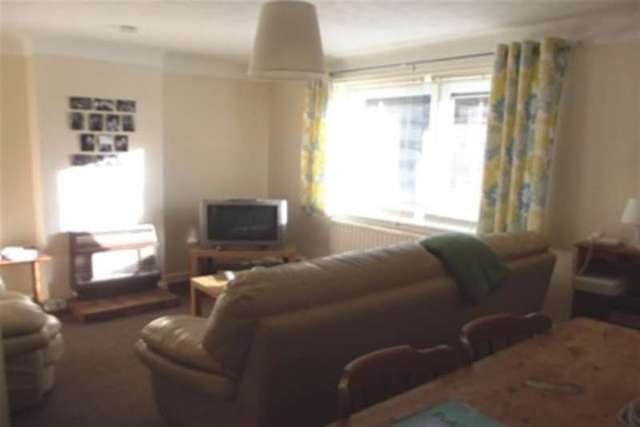  Image of 2 bedroom Flat to rent in Cranford Way Southampton SO17 at Southampton, SO17 1UE