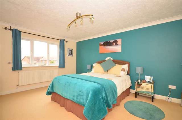  Image of 4 bedroom Detached house for sale in Cranham Avenue Billingshurst RH14 at Billingshurst West Sussex Billingshurst, RH14 9EN