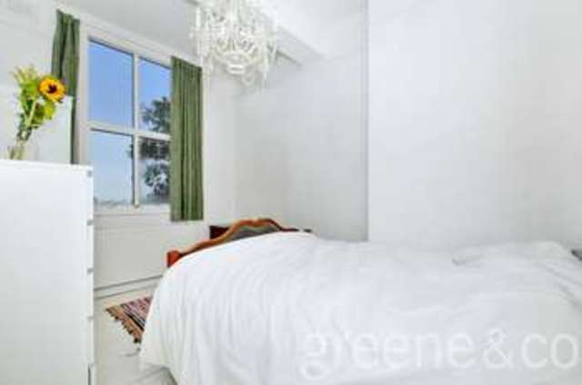  Image of 2 bedroom Flat to rent in Crescent Road London N8 at Crouch End London Crouch End, N8 8AL
