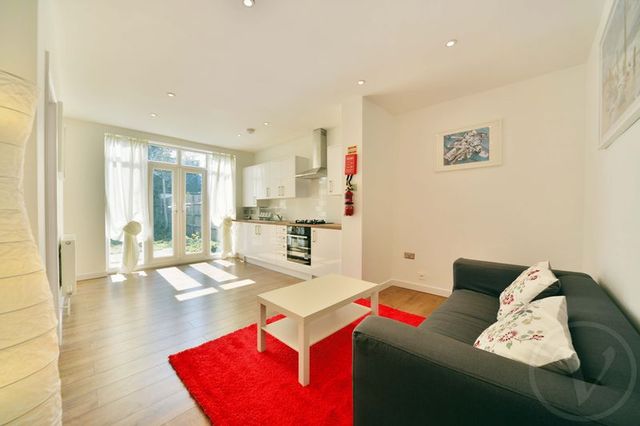  Image of 1 bedroom Flat to rent in Cricklewood Lane London NW2 at Cricklewood Lane Cricklewood London, NW2 2PX